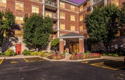 101 Pointe Drive, Northbrook, IL 60062