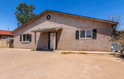 2828 E CHIPMAN Road, Phoenix, AZ 85040