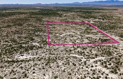 E1 S Hendrick Lane, Willcox, AZ 85643