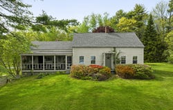 367 E Side Road, Boothbay, ME 04571