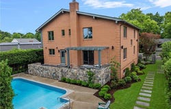 14 Maxcy Drive, Providence, RI 02906