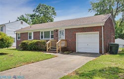 112 Valirey Dr, Hampton, VA 23669