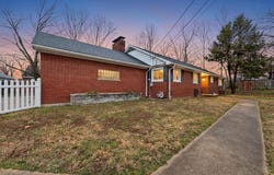 325 N Market Street, Waterloo, IL 62298