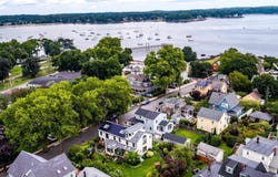 17 Sutton Ave, Salem, MA 01970