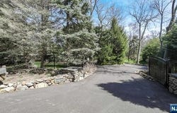 202 Chestnut Ridge Road, Saddle River, NJ 07458