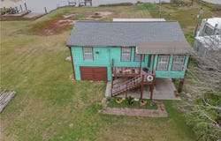 1725 CR 441d, Brazoria, TX 77422