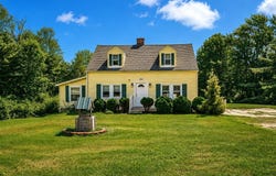 293 Laconia Road, Tilton, NH 03237