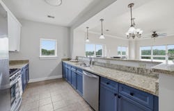 527 Pawtucket Blvd, Lowell, MA 01854