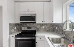15840 Chatsworth, Granada Hills, CA 91344