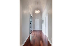 3511 Arrowhead Dr, Austin, TX 78731