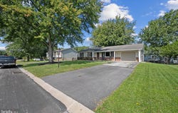 20 CARDINAL Drive, HANOVER, PA 17331