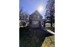 5314 E 3rd St, Superior, WI 54880