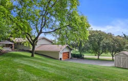 W290S2811 Carmarthen Dr, Waukesha, WI 53188