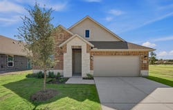 901 Silverleaf Drive, Ennis, TX 75119