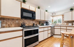 710 N Burghley Ave, Ventnor, NJ 08406