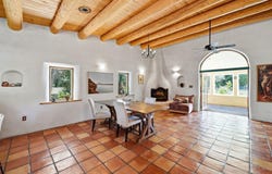 194 State Road 75, Dixon, NM 87527
