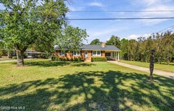 202 Mclean Street, Hamlet, NC 28345