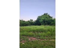 54 Oklahoma Drive, Linn Valley, KS 66040