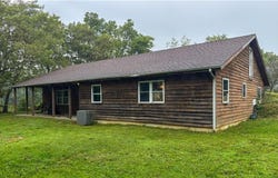 7720 State Route C, Rosendale, MO 64483