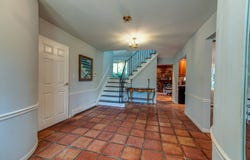 19 White Cliff Ln, Nesconset, NY 11767