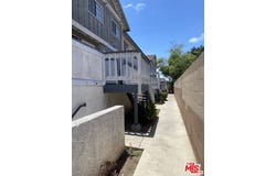 14621 S Berendo Ave, Gardena, CA 90247