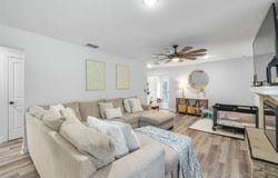 2118 E KEYSVILLE Road, LITHIA, FL 33547