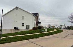 17 Homefield Gardens Dr, O Fallon, MO 63366