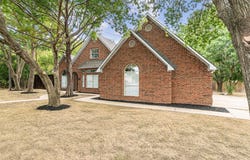 227 N Hopson Street, Van Alstyne, TX 75495