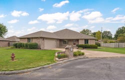1206 Soleil Circle, Mountain Grove, MO 65711