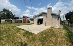 13502 Moceri Circle, Warren, MI 48088