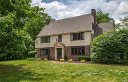 1108 Parkway E, Utica, NY 13501