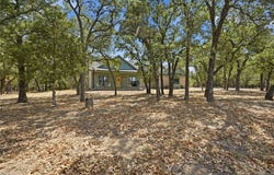230 Silver Lakes Drive, Sunset, TX 76270