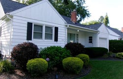 2023 Fairlawn Parkway, Niskayuna, NY 12309