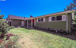 7077 MAIN St, Springfield, OR 97478