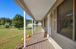 35 Oustinoff Road, Fletcher, VT 05444