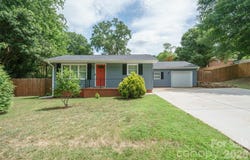 200 Point Circle, Belmont, NC 28012