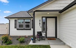 4781 E Cotton Dr, Nampa, ID 83686