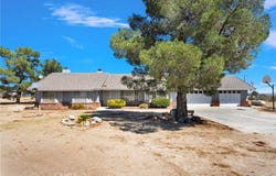 4374 Sunset, Phelan, CA 92371