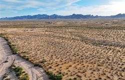 306-15-111 S Parker Road, Golden Valley, AZ 86413