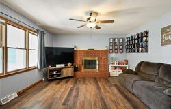 503 SW Maple Lane, Oak Grove, MO 64075