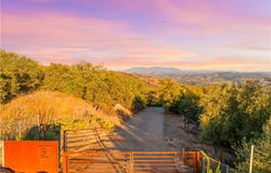 La Villa, Temecula, CA 92590