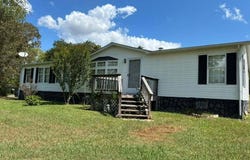 141 County Road 623, Etowah, TN 37331