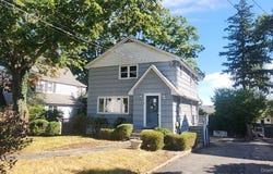 10 Shelley Avenue, Valhalla, NY 10595