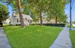 4317 70th Street, Urbandale, IA 50322