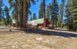 61011 Cedar Crest Lane, Lakeshore, CA 93634