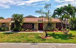 204 Meadows Drive, Boynton Beach, FL 33436