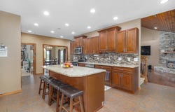 8105 N Farm Road 207, Strafford, MO 65757