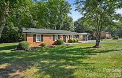 2428 Side Lane, Conover, NC 28613