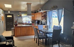 1961 Overland, Colton, CA 92324