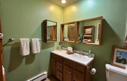 27 Rose Street, Islip, NY 11751